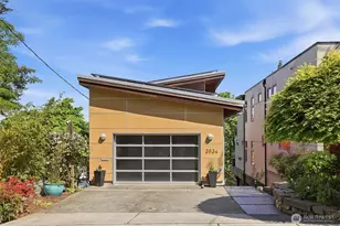 3934 S Americus St, Seattle, WA 98118 - Photo 1