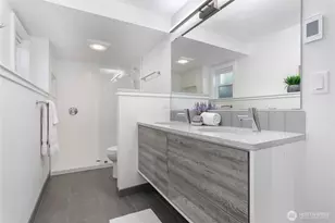 600 S State St, Bellingham, WA 98225 - Photo 26