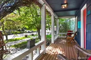114 N 84th St, Seattle, WA 98103 - Photo 2