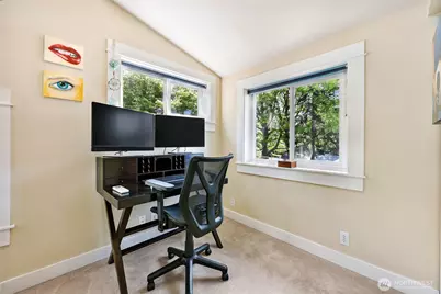 114 N 84th Street, Seattle, WA 98103 - Photo 18