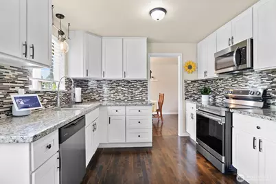 11410 94th Avenue E, Puyallup, WA 98373 - Photo 12