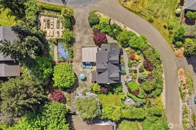7219 Soundview Drive, Edmonds, WA 98026 - Photo 2