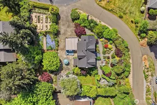7219 Soundview Dr, Edmonds, WA 98026 - Photo 2