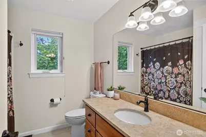 1402 N 14th St, Mount Vernon, WA 98273 - Photo 24
