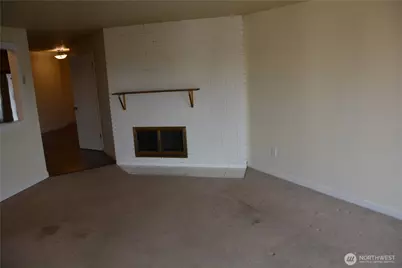 1070 5th Avenue S #307, Edmonds, WA 98020 - Photo 8