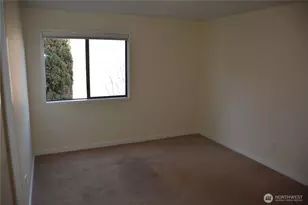 1070 5th Ave S, Edmonds, WA 98020 - Photo 18