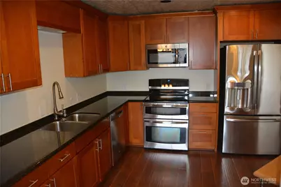 1070 5th Avenue S #307, Edmonds, WA 98020 - Photo 4