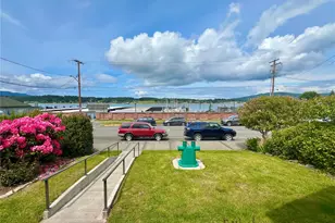 1517 6th St, Anacortes, WA 98221 - Photo 4