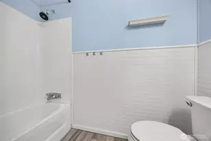 8807 226th St E, Graham, WA 98338 - Photo 26