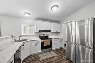 8807 226th St E, Graham, WA 98338 - Photo 12