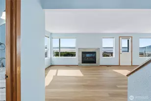 3990 Saltspring Dr, Ferndale, WA 98248 - Photo 6