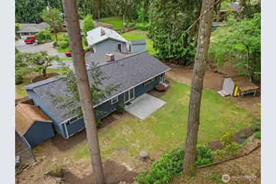 9226 NE 184th Place, Bothell, WA 98011 - Photo 32