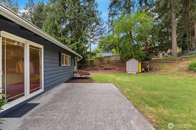 9226 NE 184th Place, Bothell, WA 98011 - Photo 24