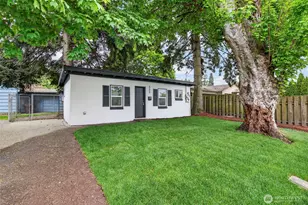 605 32nd Ave, Longview, WA 98632 - Photo 2