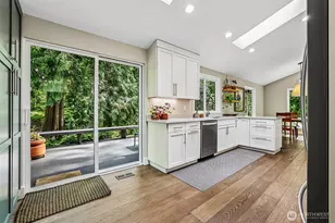 12022 210th Pl SE, Issaquah, WA 98027 - Photo 10