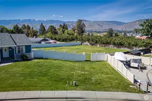 2038 Autumn Dr, East Wenatchee, WA 98802 - Photo 36