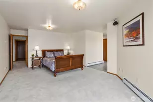 827 Michael Way, Camano Island, WA 98282 - Photo 20