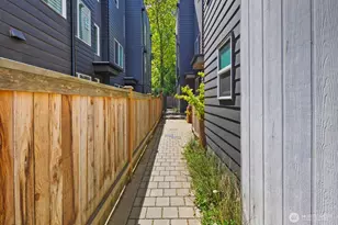 3727 S Dawson St, Seattle, WA 98118 - Photo 24