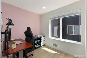3727 S Dawson St, Seattle, WA 98118 - Photo 16