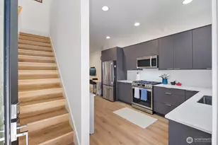 3727 S Dawson St, Seattle, WA 98118 - Photo 10