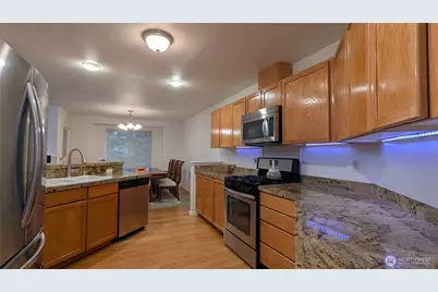 2733 143rd Street SW #D, Lynnwood, WA 98087 - Photo 10