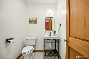 1427 Northlake Way NW, Bremerton, WA 98312 - Photo 16