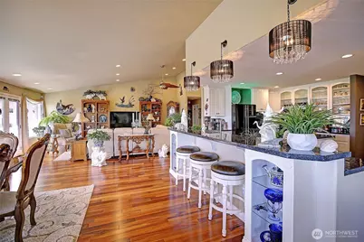 4076 S Camano Drive S, Camano Island, WA 98282 - Photo 10