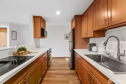 2009 42nd Avenue E, Seattle, WA 98112 - Photo 10