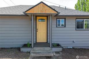 1717 S 18th St, Mount Vernon, WA 98274 - Photo 4