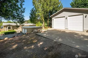 2501 21st St SW, Puyallup, WA 98373 - Photo 4