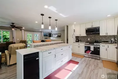 7530 Navajo Trail NE, Bremerton, WA 98311 - Photo 12