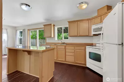 3726 Tribute Avenue E, Fife, WA 98424 - Photo 6