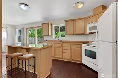 3726 Tribute Avenue E, Fife, WA 98424 - Photo 6