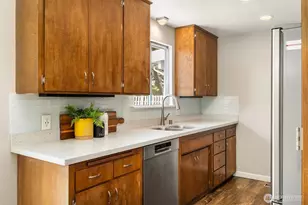 16021 15th Ave SW, Burien, WA 98166 - Photo 12