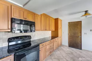 605 Peardale Ln, Longview, WA 98632 - Photo 14