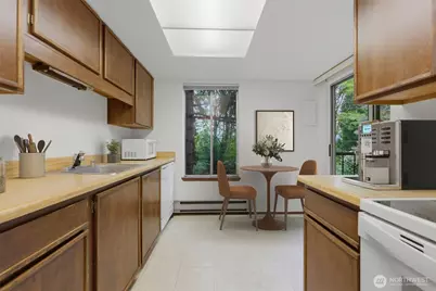 4737 W Lake Sammamish Parkway SE #A202, Issaquah, WA 98027 - Photo 6