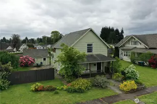 612 W Cherry St, Centralia, WA 98531 - Photo 1