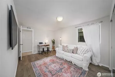 1305 NE 55th Street, Seattle, WA 98105 - Photo 16