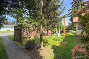 240 Motor Ave, Port Angeles, WA 98362 - Photo 32