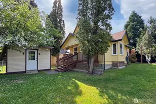 240 Motor Ave, Port Angeles, WA 98362 - Photo 2