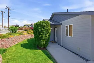 573 S James Ave, East Wenatchee, WA 98802 - Photo 34