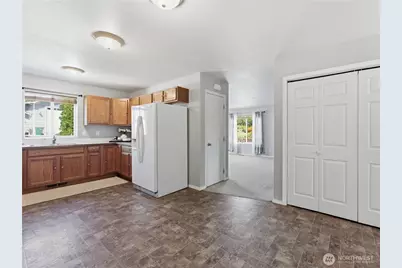 573 S James Avenue, East Wenatchee, WA 98802 - Photo 16