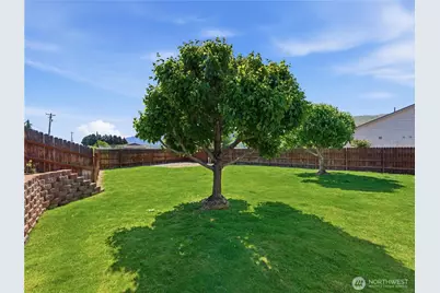 573 S James Avenue, East Wenatchee, WA 98802 - Photo 40