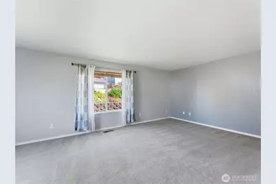 573 S James Avenue, East Wenatchee, WA 98802 - Photo 6
