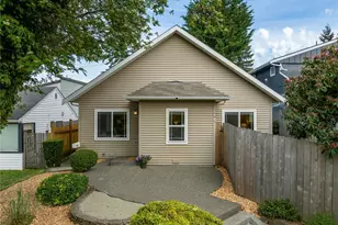 7910 20th Ave SW, Seattle, WA 98106 - Photo 2