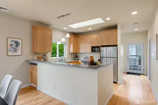 7910 20th Ave SW, Seattle, WA 98106 - Photo 12