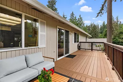 6812 185th Avenue E, Bonney Lake, WA 98391 - Photo 32