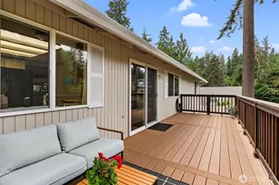 6812 185th Ave E, Bonney Lake, WA 98391 - Photo 32