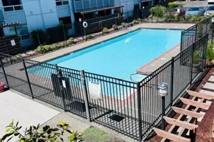 10501 8th Ave NE, Seattle, WA 98125 - Photo 16