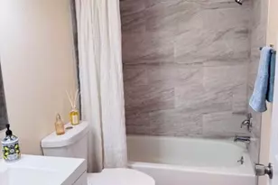 10501 8th Ave NE, Seattle, WA 98125 - Photo 12